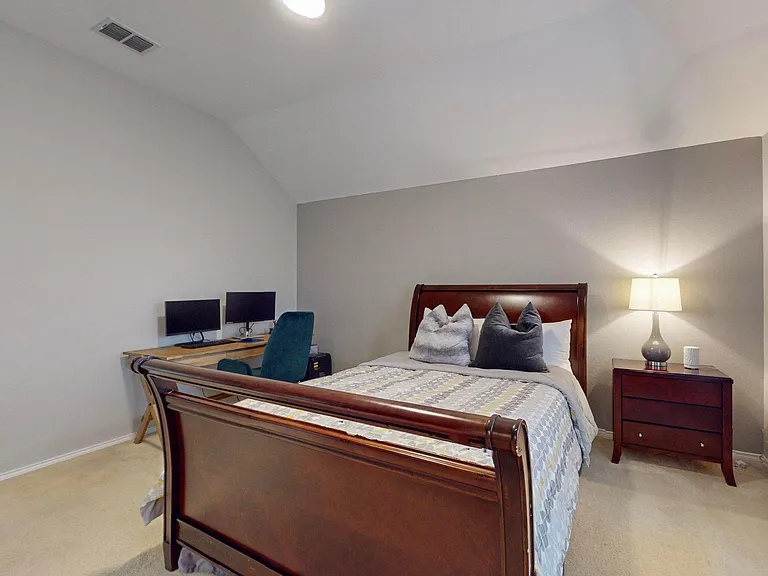 9412 Caliente Dr — Photo 23