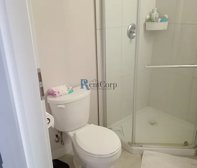 218-338 Albert St #218 — Photo 28
