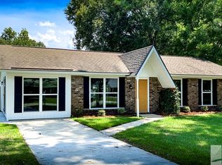 13 Briarwood Dr, Garden City, GA 31408