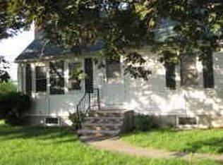 25 Walton St, Wakefield, MA 01880