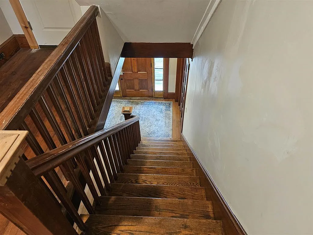 2 bed, 800 sqft, $2,100 — Photo 4