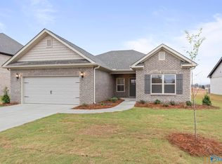 127 Ranna Dr, Huntsville, AL 35811