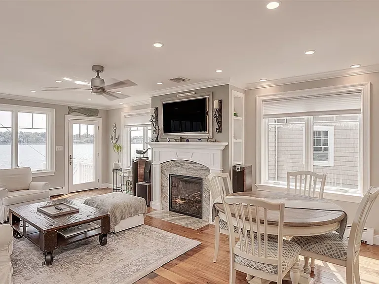47 Little Nahant Rd — Photo 8