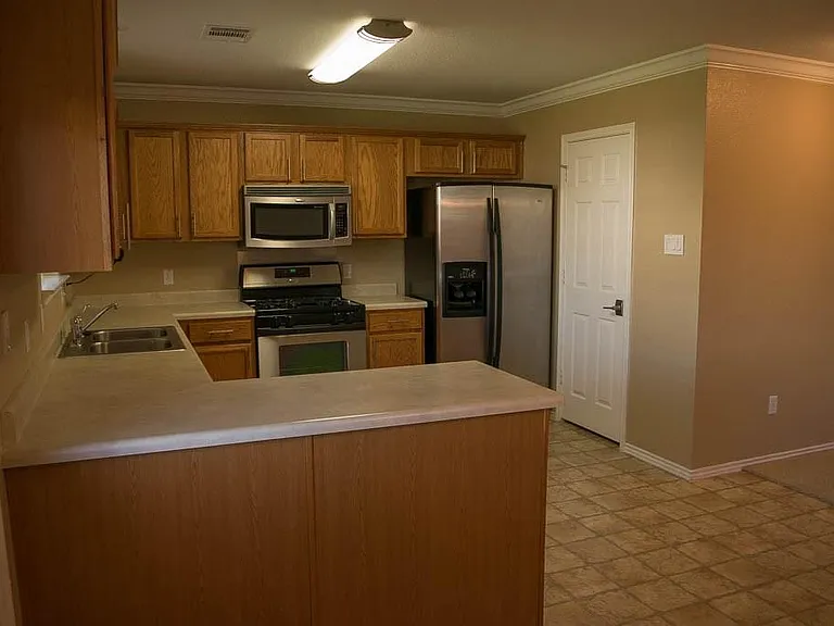 1708 Darjeeling Dr — Photo 11