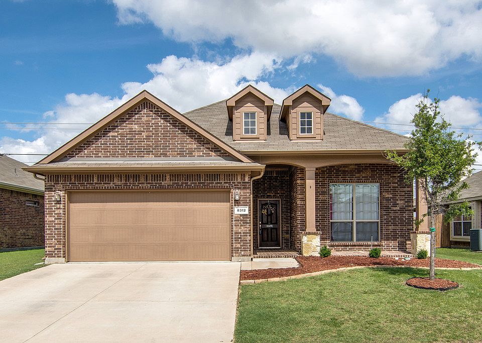 1st image of 8312 Deer Bluff Ln