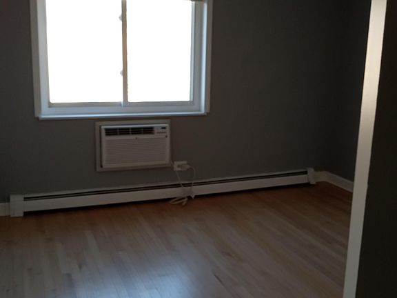 5th image of 661 W Grace St Unit 510