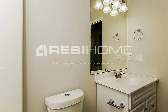 702 Carter Grove Rd — Photo 17