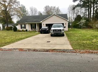 529 Rosewood Dr, Stedman, NC 28391