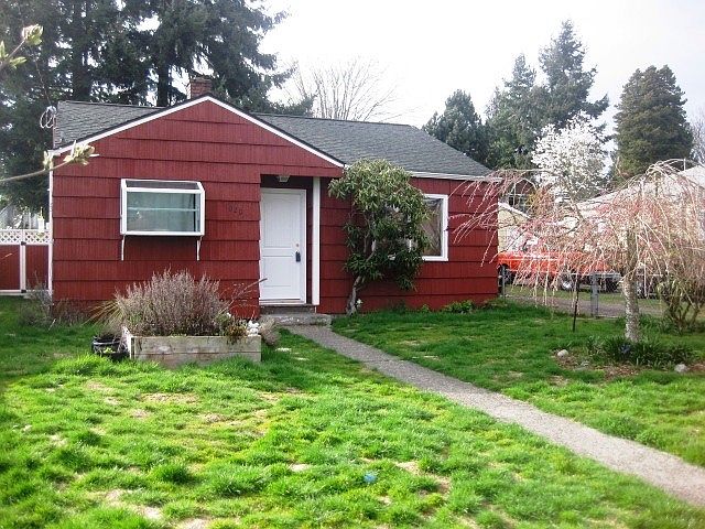 1st image of 1020 S Hawthorne St