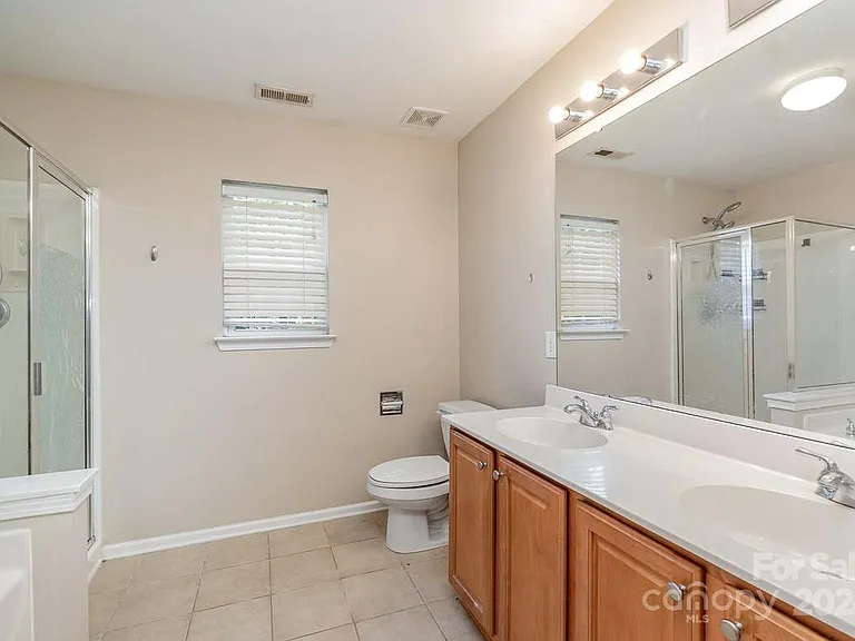 17323 Newlands Corner Ln — Photo 10