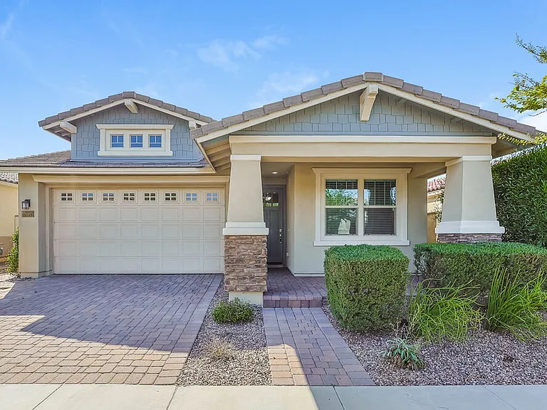 10549 E Durant Dr — Photo 1