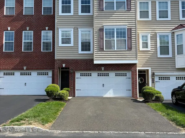 19 Rosy Ridge Ct, Telford, PA 18969