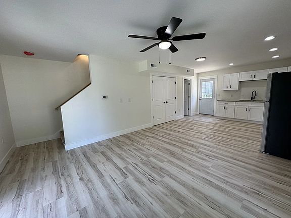 4th image of 1202 McDonald St #B