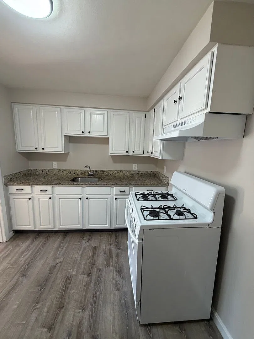 260 Nesmith Street — Photo 1