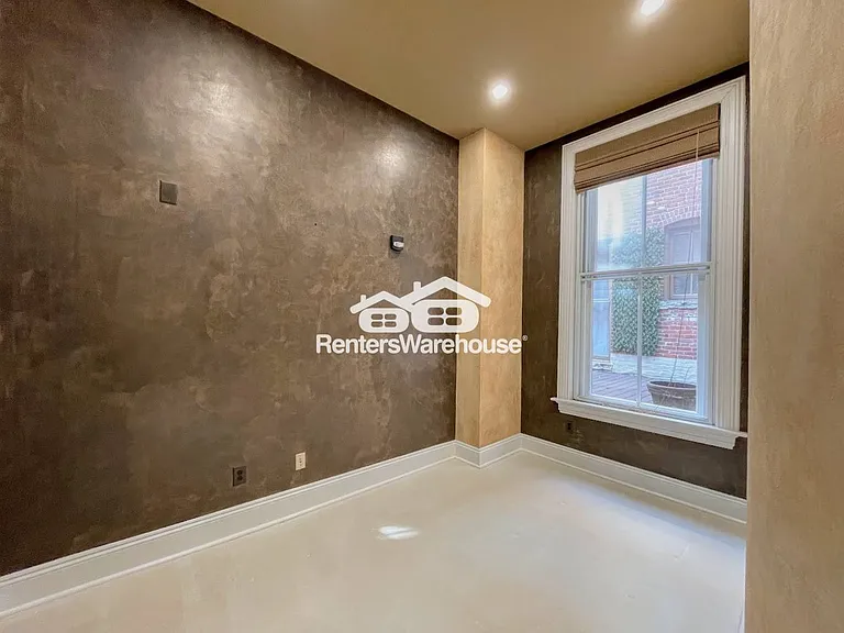 219 Granby St #20 — Photo 20