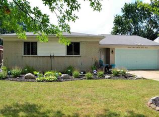 35345 Phillip Judson Dr, Clinton Township, MI