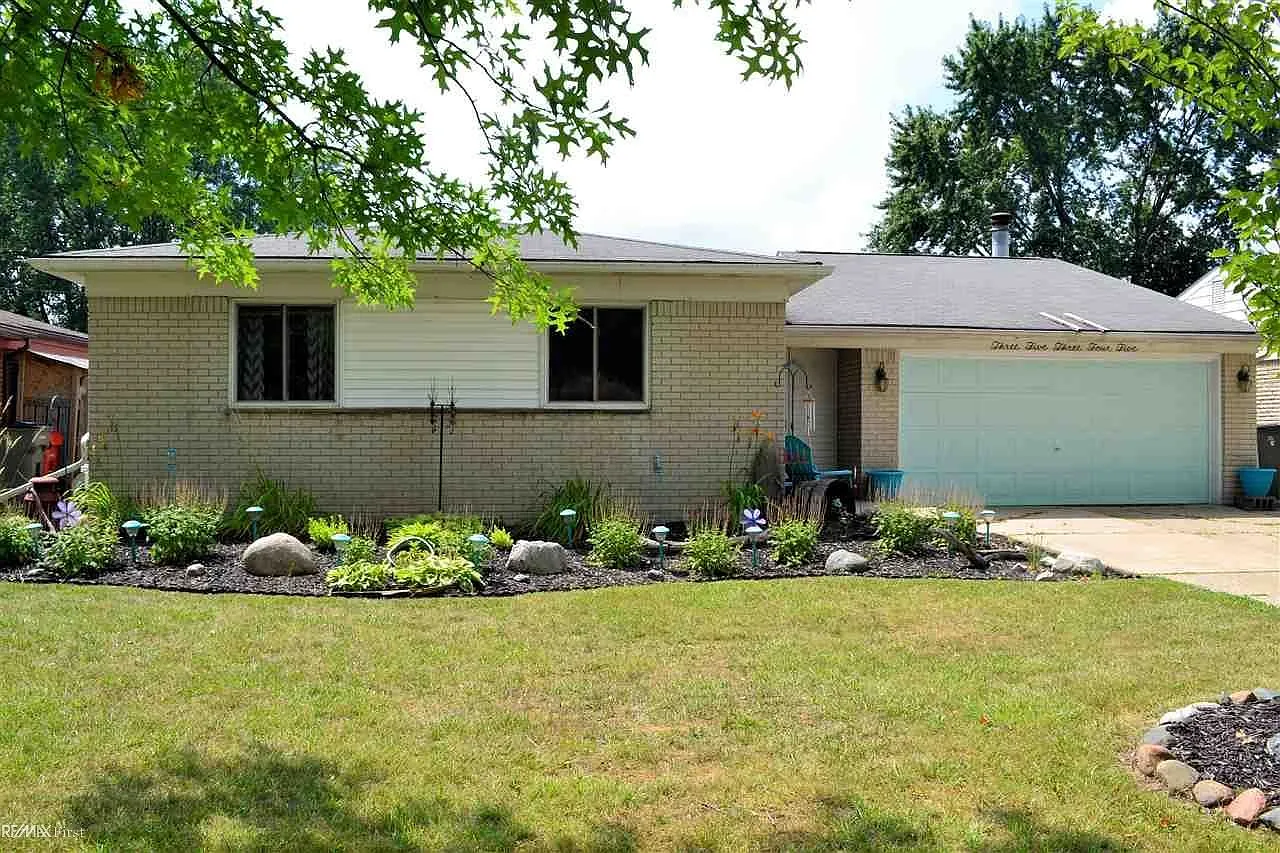 35345 Phillip Judson Dr photo 1