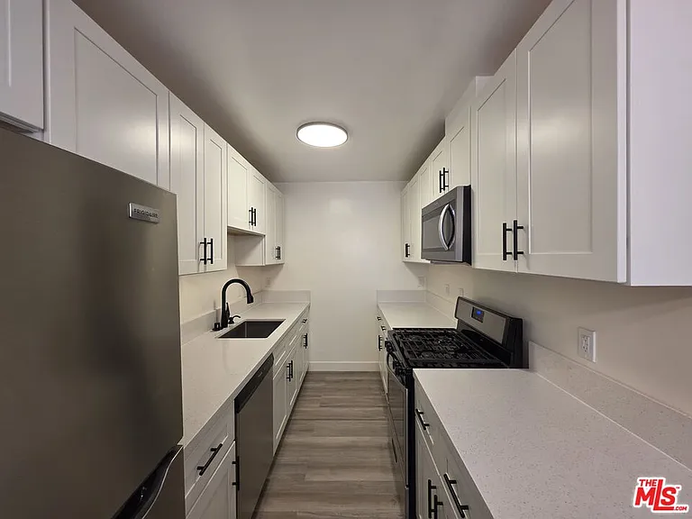 3707 S Canfield Ave #1 — Photo 41