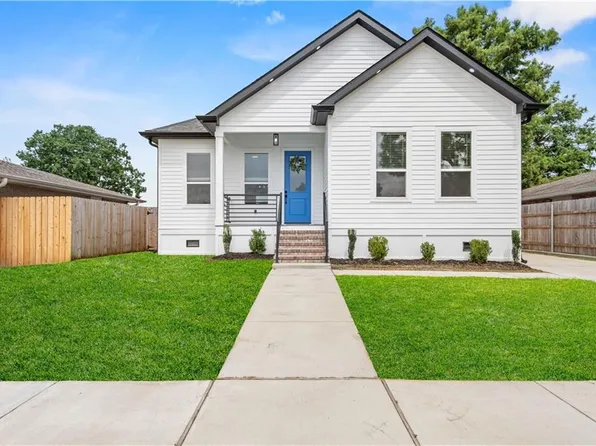3312 Dauterive Dr, Chalmette, LA 70043
