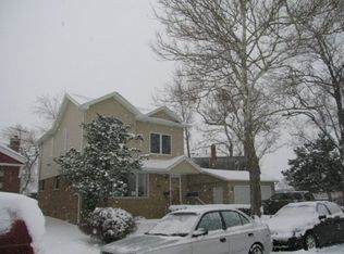 4241 W 82nd St, Chicago, IL 60652