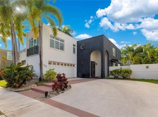 Hacienda, Caguas, PR 00727