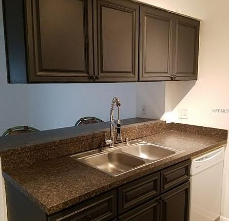 4th image of 6251 Oak Cluster Cir
