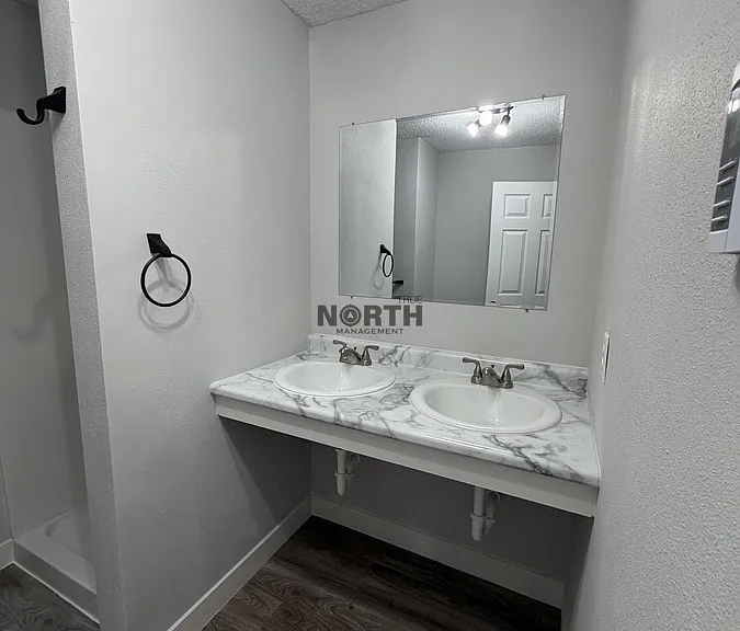 1723 Nokomis St #1 — Photo 7