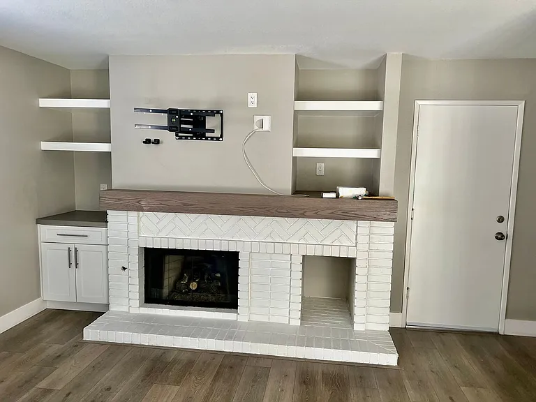 788 Pointe Vista Ln — Photo 5