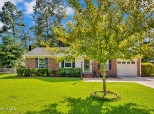 5055 Hampshire Dr, Fayetteville, NC 28311
