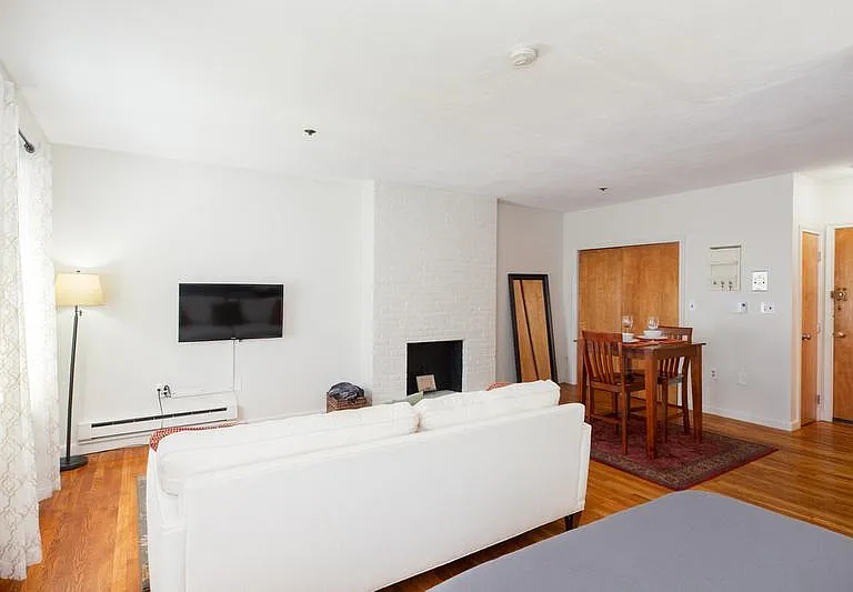 220 Beacon St #301 — Photo 5