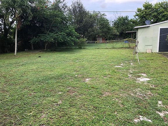 5th image of 1713 NW 14th Court