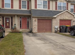 13 Woodcrest Ct, Newark, DE 19702