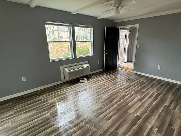 201 Chandler Dr #29B — Photo 4