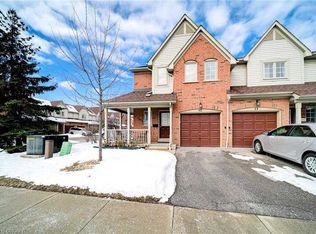 5950 Glen Erin Dr #42, Mississauga, ON L5M6J1