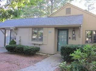 16 Brassie Way, Mashpee, MA 02649