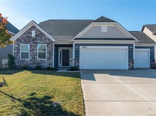 6980 Adirondack Dr, Denver, NC 28037