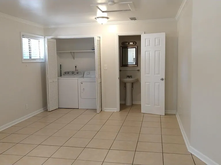218 Betty Rd — Photo 8