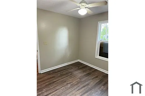 215 Maple St Photo 1