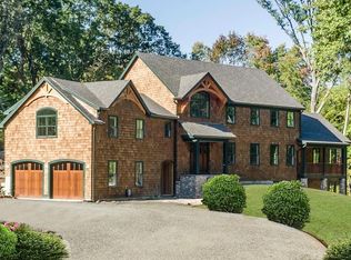 52 Hunting Ln, Sherborn, MA 01770