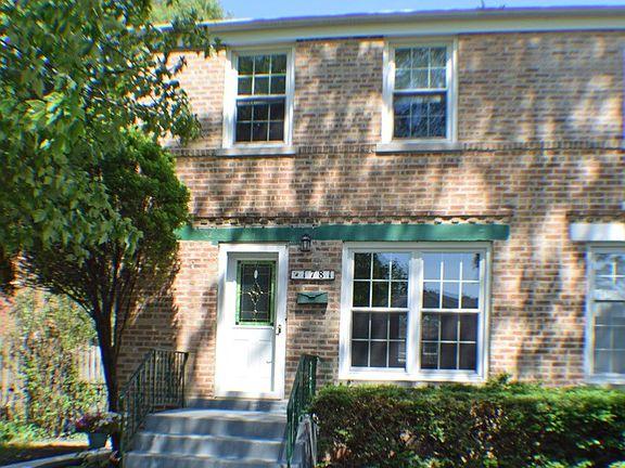 2nd image of 1781 Linden St