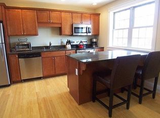 172 West St, Keene, NH 03431