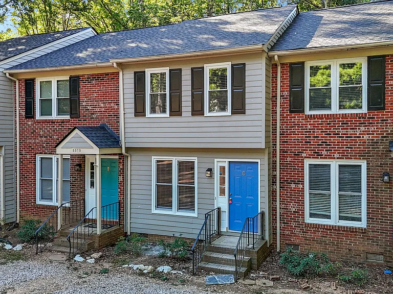 5375 Wayne St #C — Photo 3