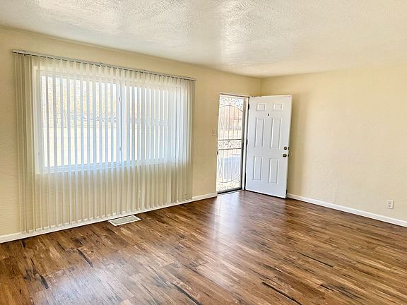 3rd image of 1101 & 1105 Louisiana Blvd SE #1101-A