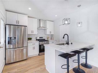 8022 -8024 Irvine Ave, North Hollywood, CA 91605