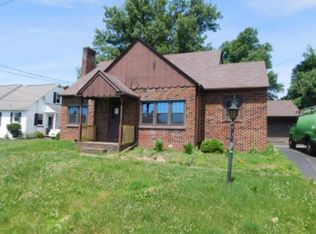 903 Spruce St, Honey Brook, PA 19344