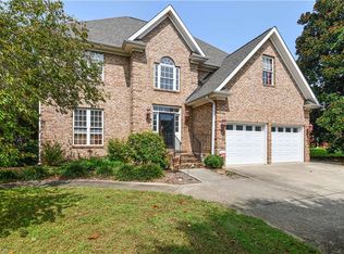 925 Kaye Gibbons Ct, Kernersville, NC 27284