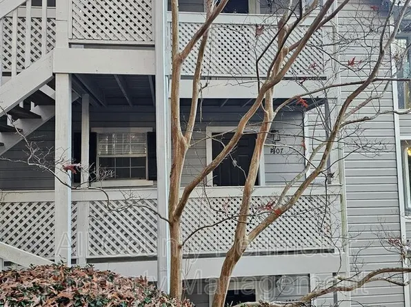 1307 Natchez Trce, Sandy Springs, GA