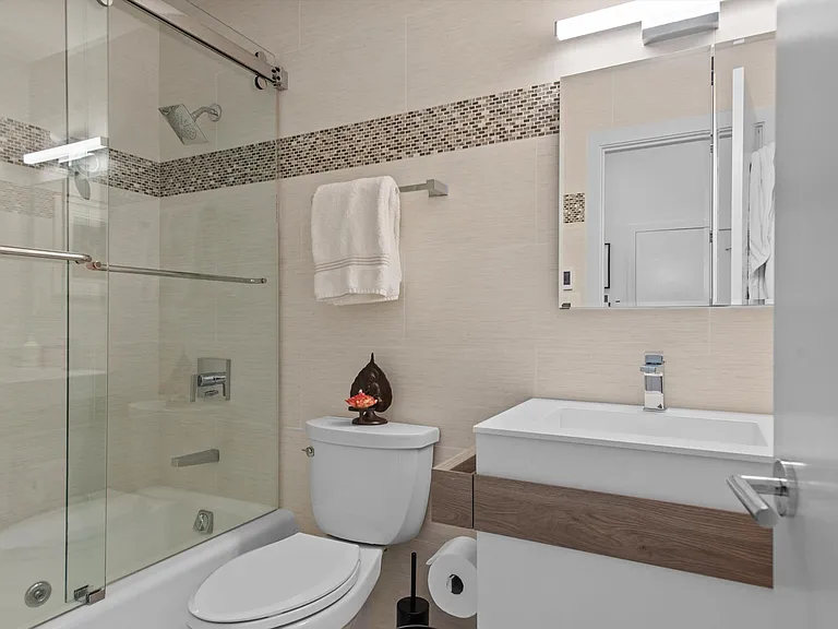 155 Lone Pine Rd #8 — Photo 16