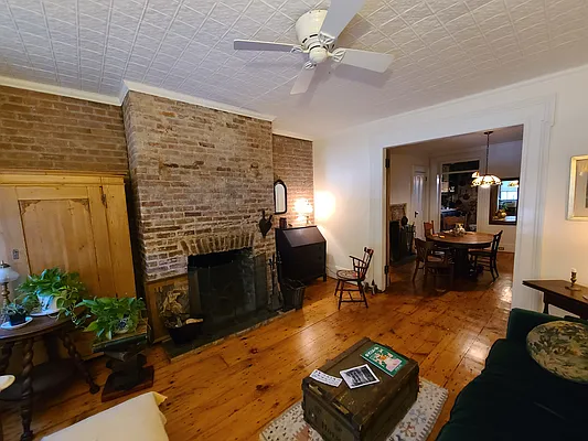 Rented by M.Woods & Associates | media 1