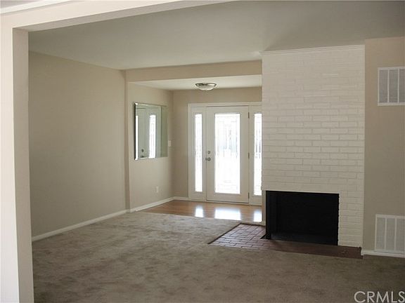3rd image of 13963 Carnell St